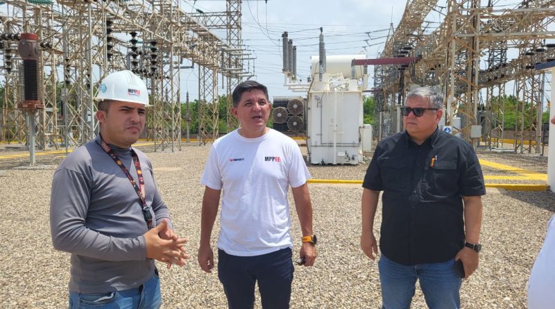 Ministro Márquez inspecciona instalaciones eléctricas en Zulia