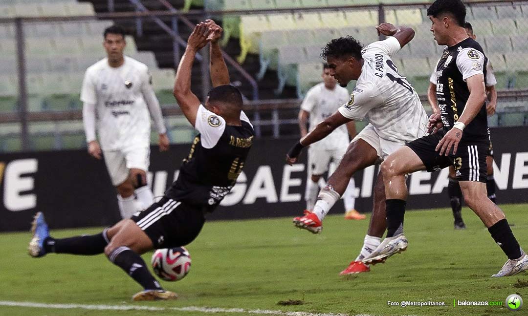 Metropolitanos tuvo una jornada histórica clasificando a la Fase Final y eliminando a Rayo Zuliano