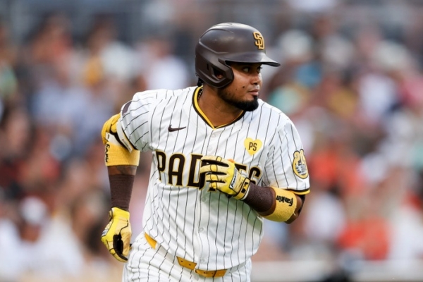 El venezolano Luis Arráez firma por una temporada con los Gigantes de San Francisco