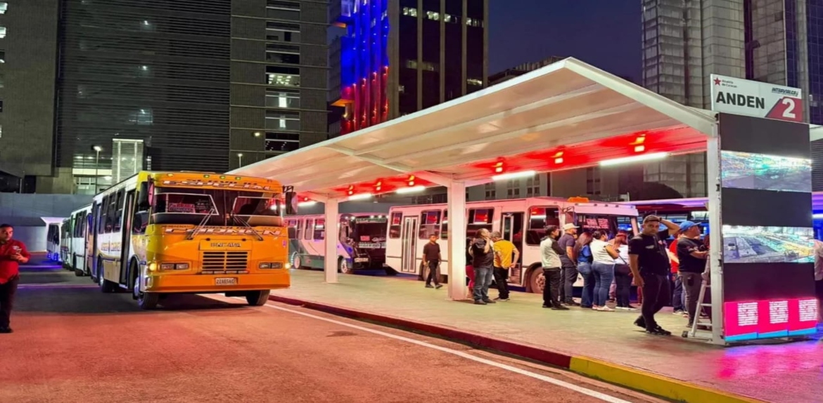 Inaugurado nuevo terminal en Plaza Venezuela para movilizar a 20 mil personas diarias