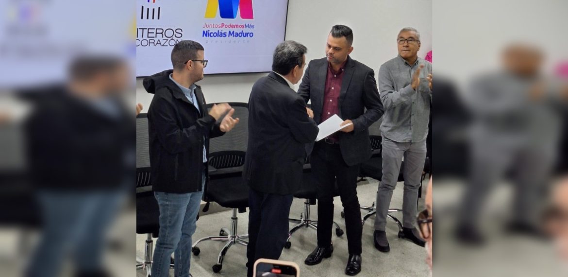 Secretario de Cultura designa a José Leonardo Linares como presidente de Fundagraez