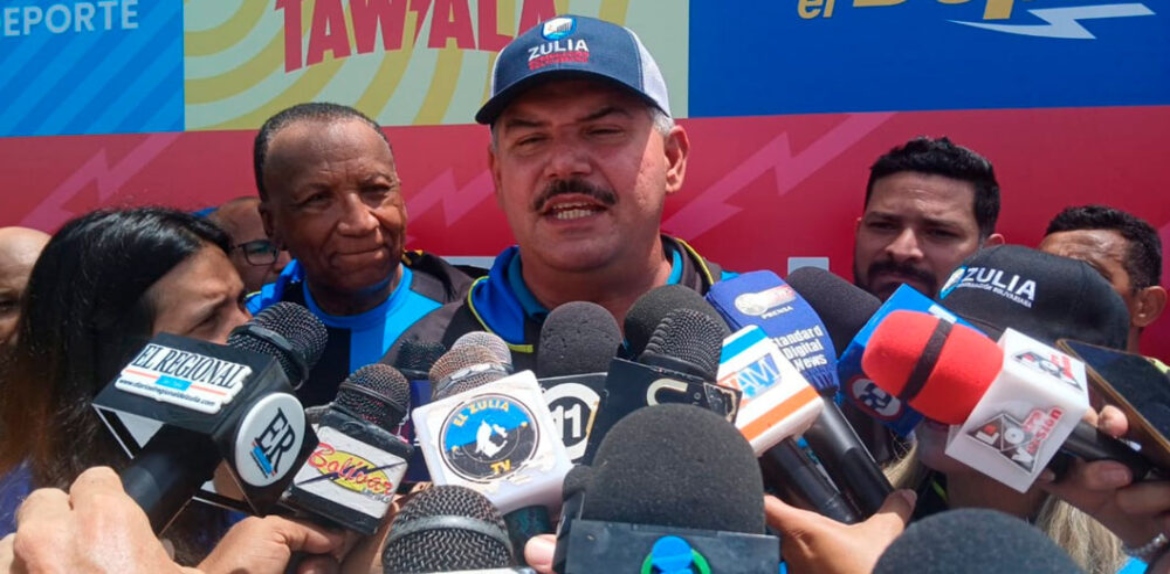 Luis Caldera inspecciona inicio de obras para la recuperación del Parque el Sol