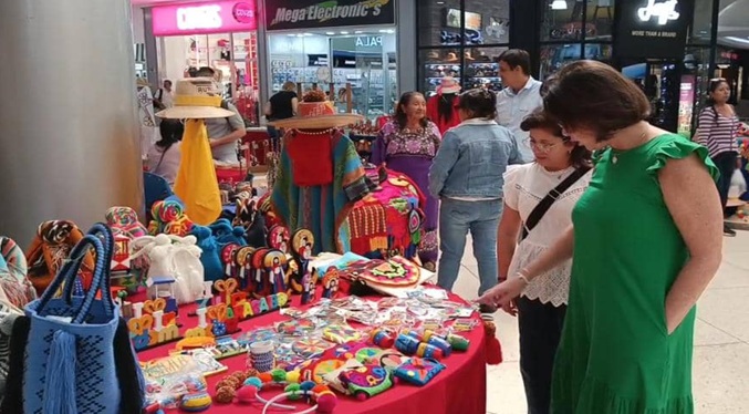 Artesanos zulianos participaron en la I edición de Artesanía y Turismo en Sambil Maracaibo