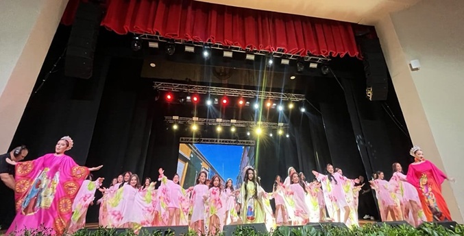 Presentan oficialmente a las candidatas al reinado de la Feria de la Chinita
