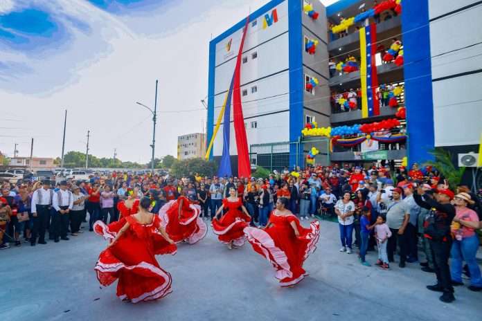 Familias afectadas por explosión de pirotécnicos recibieron casas nuevas