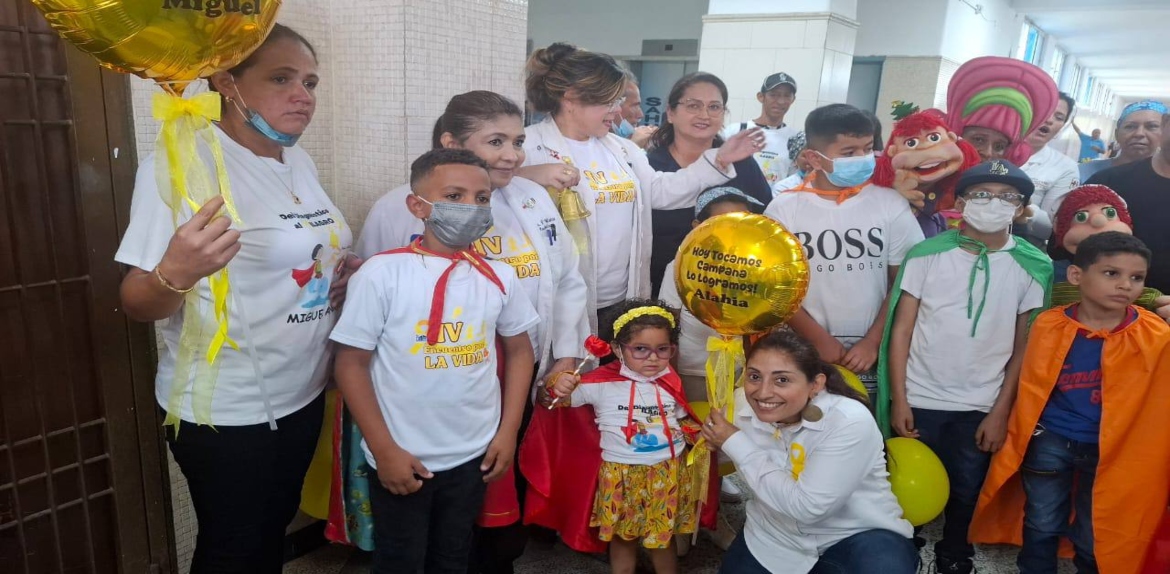 Dos niños superan el Cáncer y Celebran en el Hospital Universitario