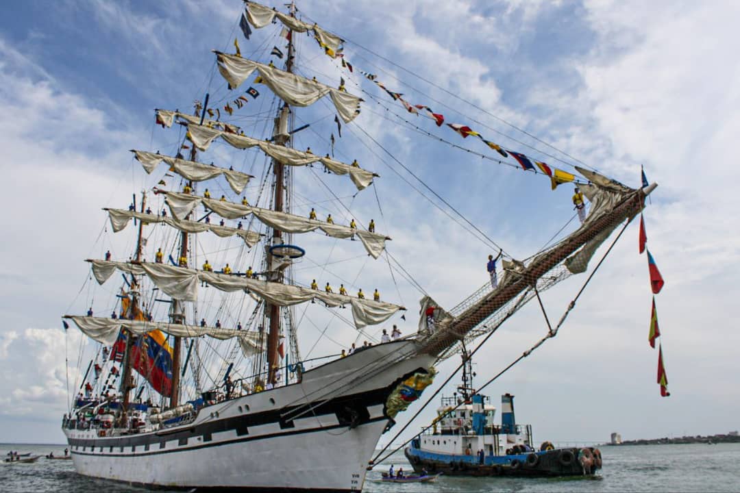 Buque Escuela “Simón Bolívar” regresa a Maracaibo