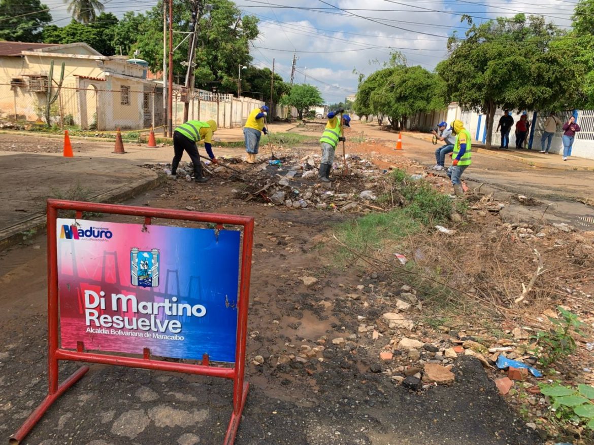 La Alcaldía intensifica el mantenimiento de drenajes y alcantarillas en Maracaibo