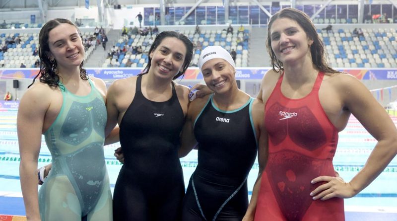 La natación suma cuatro oros y récord de María Yegres en los Bolivarianos