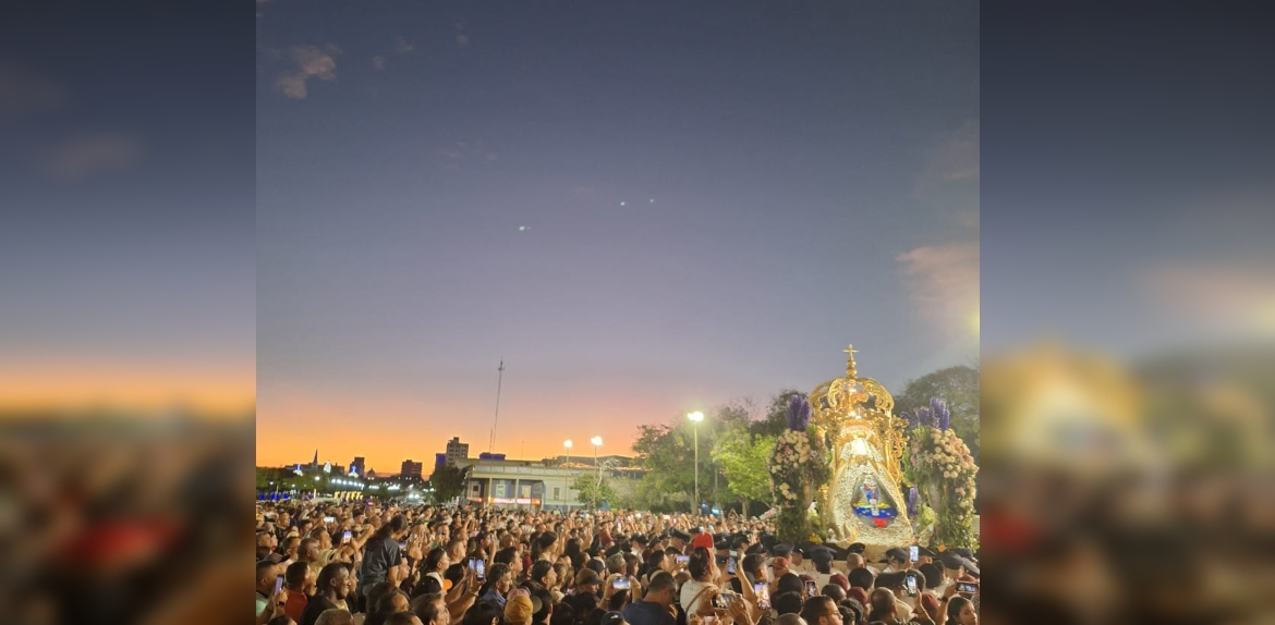 Culminaron las Fiestas Patronales 2025 con la Aurora de la Virgen de Chiquinquirá