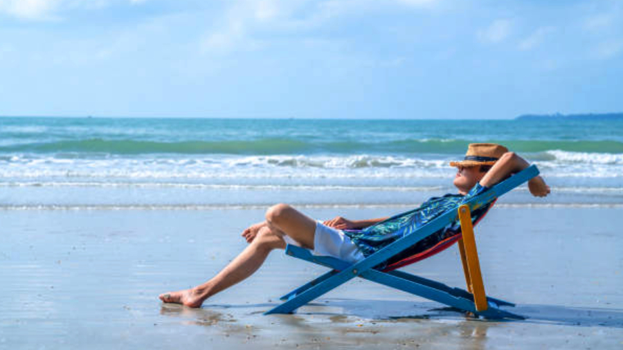 El ritual del 1 de enero y por qué el mar es el destino elegido para comenzar el año