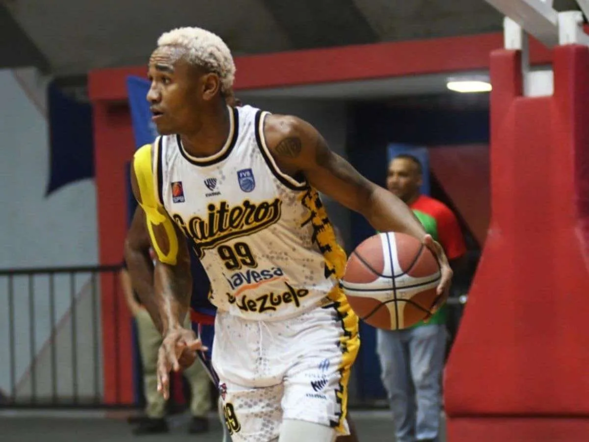 «Tapipa» Duarte repite con Gaiteros para la temporada 2026 de la SPB