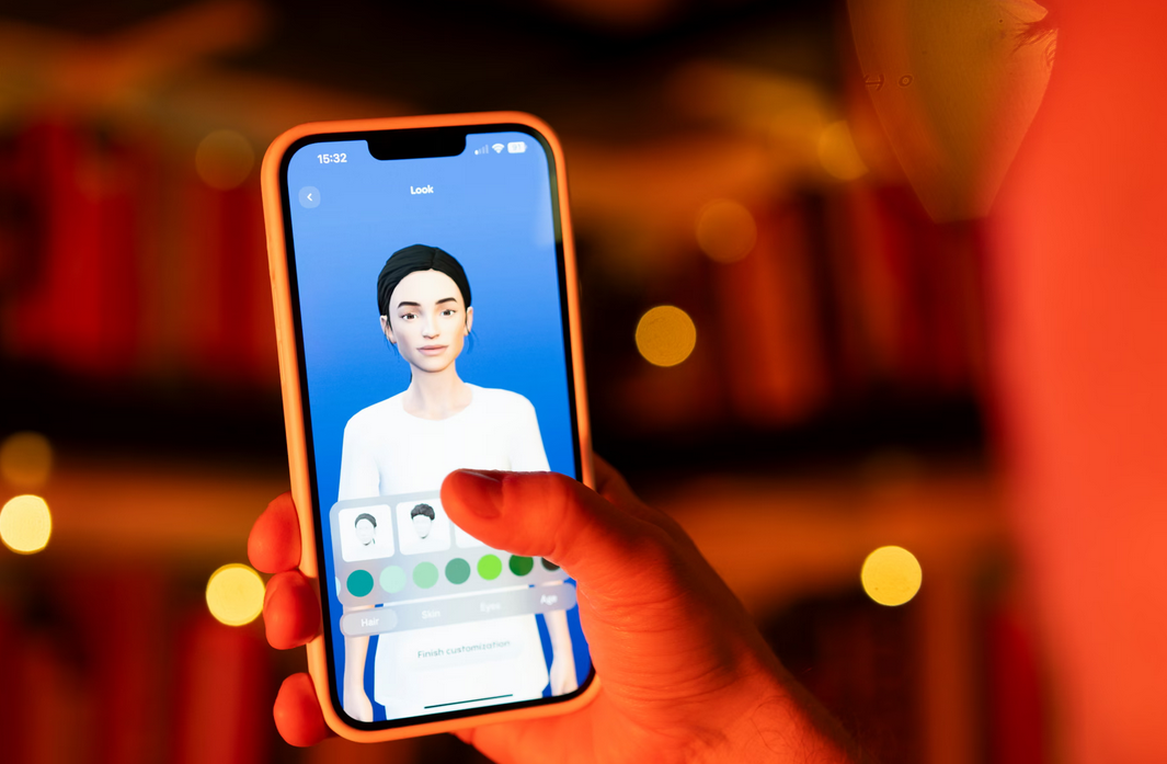 Hay quienes ya tienen una relación emocional con la IA: ojo con los riesgos de la insólita tendencia