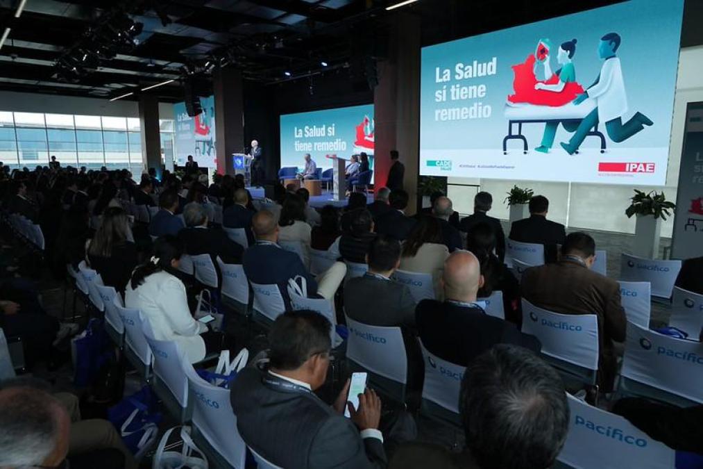 CADE Salud 2026 impulsa reformas urgentes para mejorar el sistema de salud en Perú