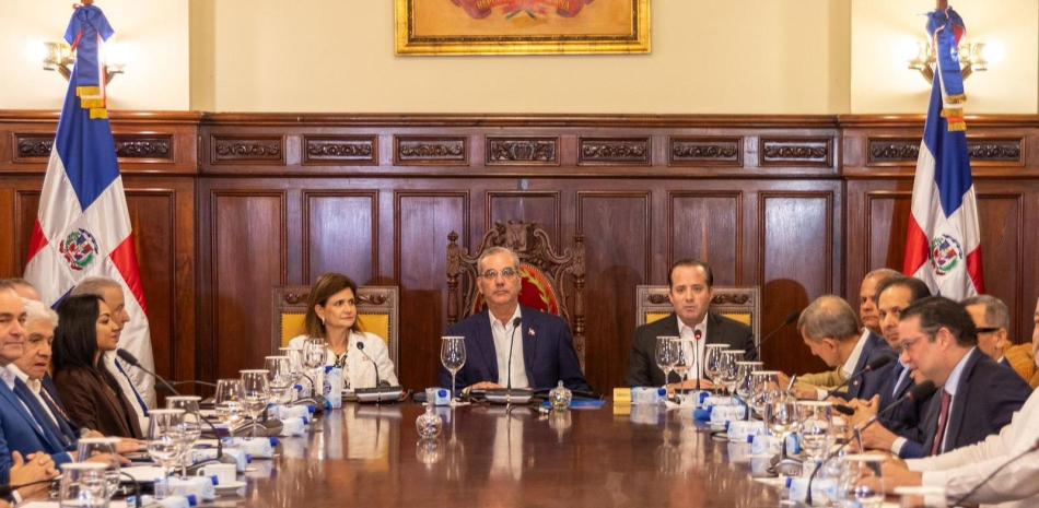 Economistas dominicanos consideran insuficientes medidas del Gobierno frente al alza de precios