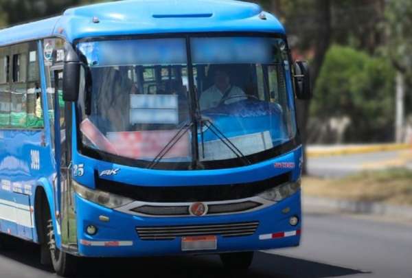 Transportistas de Quito exigen al Municipio definir tarifa o compensación económica